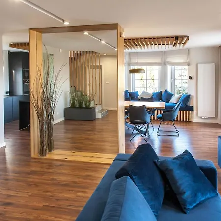 Pod Lanckorona Izdebnik